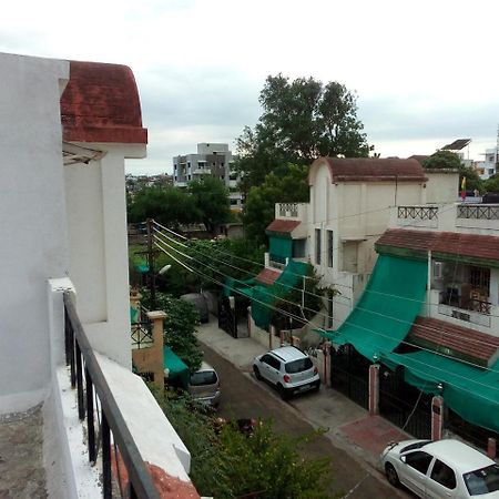 Sanjog Homestay Nagpur Zewnętrze zdjęcie